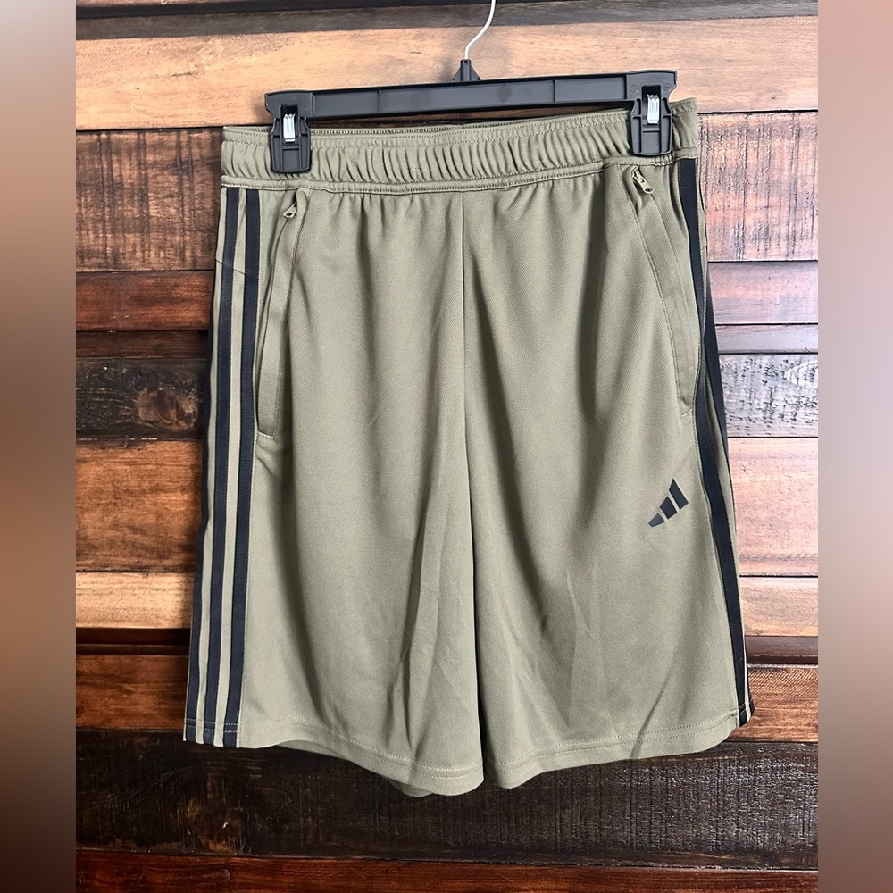 NWT Adidas Men's Olive Green Shorts